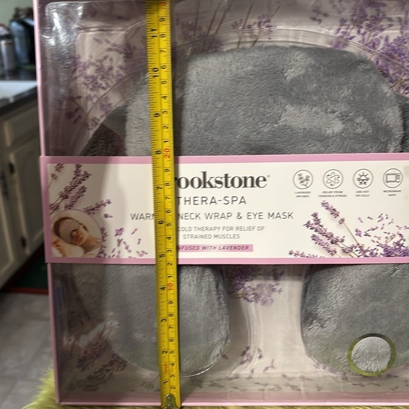 NIB BROOKSTONE THERA-SPA WARMING NECK WRAP & EYE MASK INFUSED W/ LAVENDER. GRAY - Picture 10 of 11